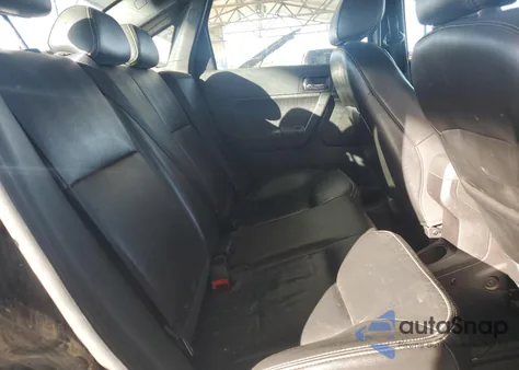 2008 Ford Focus Se из США, поврежденный, VIN 1FAHP35N98W212060